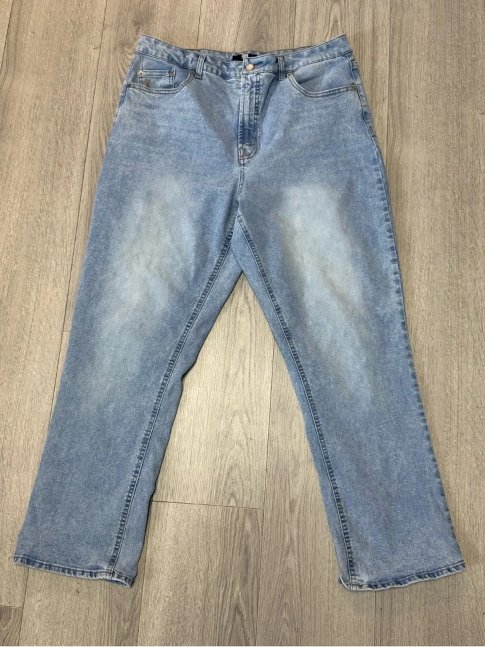 FRYE ligh denim wide leg Relaxed Fit Jeans